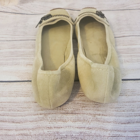 Michael Kors Suede Flats - Picture 4 of 9